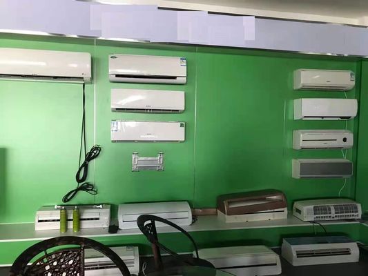 Het koelen en het Verwarmen gelijkstroom Gespleten Airconditioner Muur Opgezette 50Hz 60Hz 24000BTU